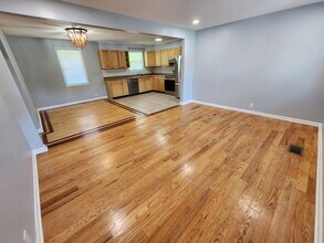 102 Evergreen Ct in Hendersonville, TN - Foto de edificio - Building Photo