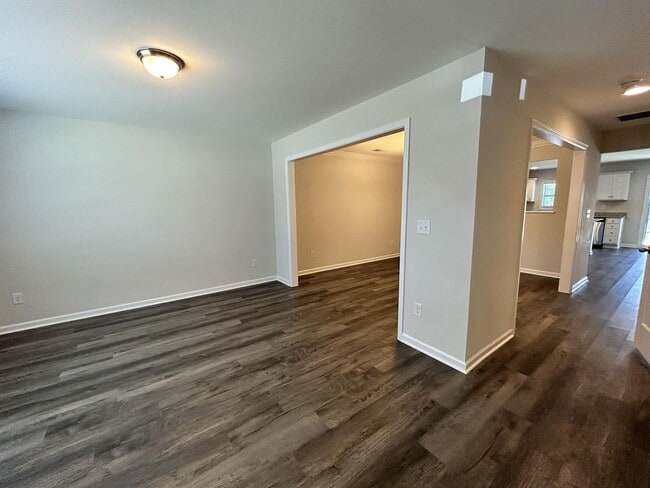 144 Sunny Pt Lp in Central, SC - Building Photo - Building Photo