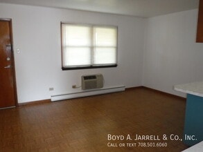 431 Dixie Hwy-Unit -006 B19 in Chicago Heights, IL - Building Photo - Building Photo