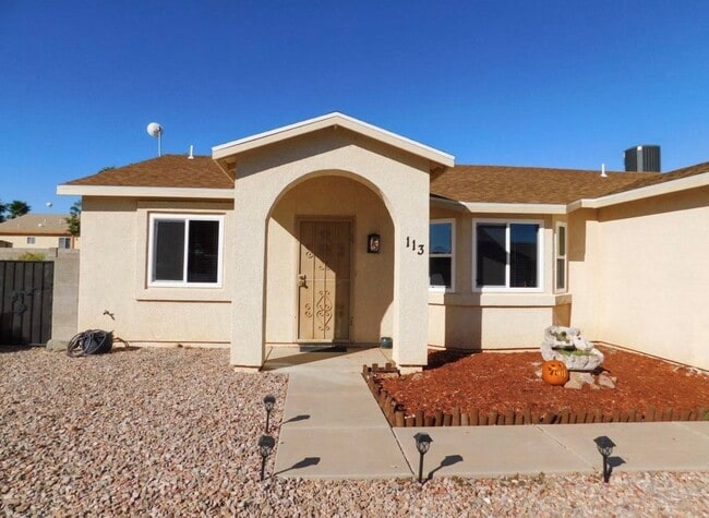 113 Buffalo Dr in Huachuca City, AZ - Building Photo - Building Photo
