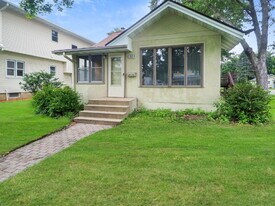 1804 Eustis St in Lauderdale, MN - Building Photo