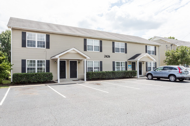 Hamlet Square Townhomes in Murfreesboro, TN - Building Photo - Building Photo