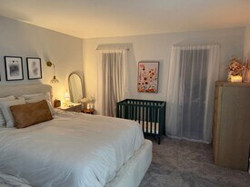 998 Palmer Ave in Camarillo, CA - Building Photo