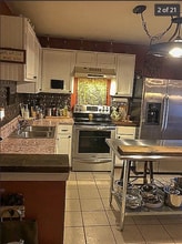 3012 Hilltop Dr in Euless, TX - Building Photo - Building Photo