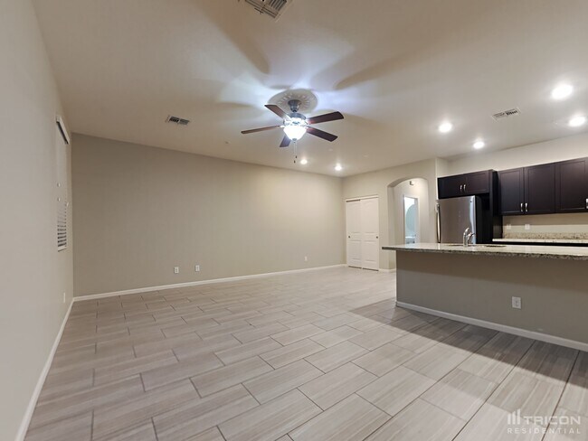12592 W Via Dona Rd in Peoria, AZ - Building Photo - Building Photo