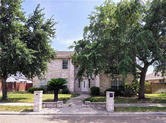 property at 3504 El Jardin St