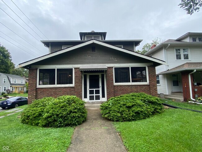 property at 5275 N College Ave