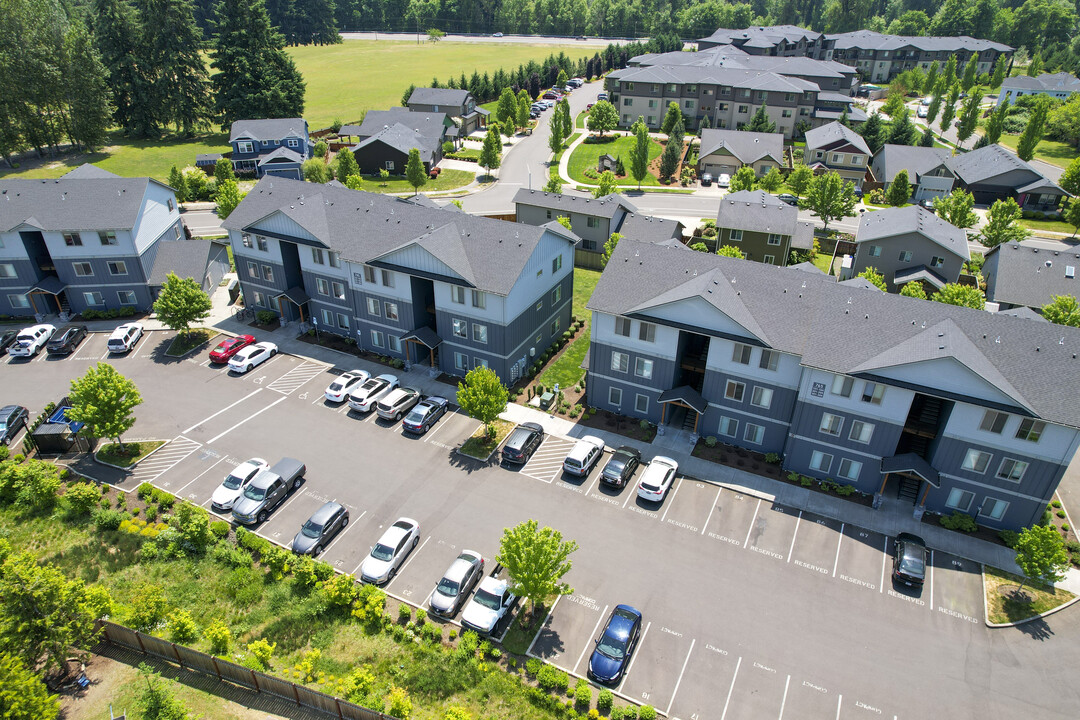 Hickory Hollow Apartments in Albany, OR - Foto de edificio