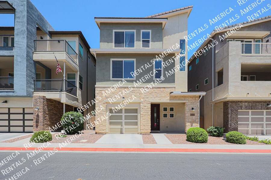 7090 W Jasper Dr in Chandler, AZ - Building Photo