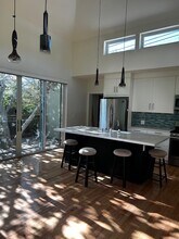 1735 Midvale Ave in Los Angeles, CA - Building Photo - Building Photo