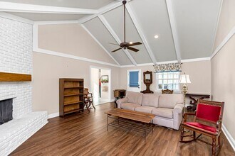 10859 Cal Rd in Baton Rouge, LA - Building Photo - Building Photo