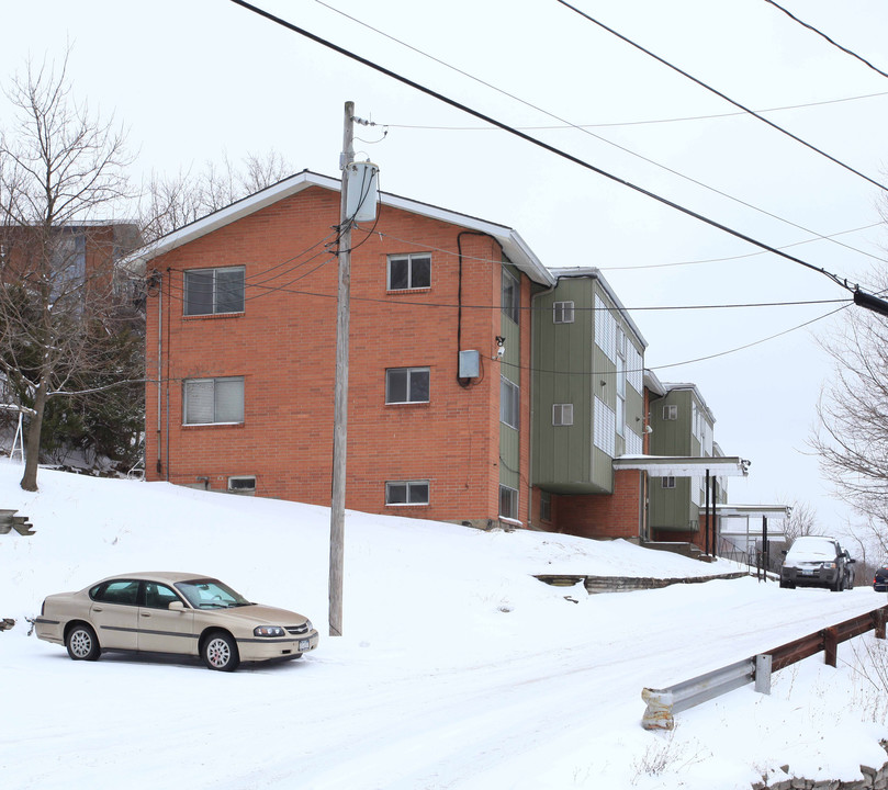 221 East Ave in Syracuse, NY - Building Photo