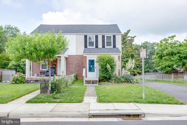 property at 2719 Albemarle Dr