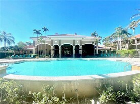 100 SW 117th Terrace in Hollywood, FL - Building Photo