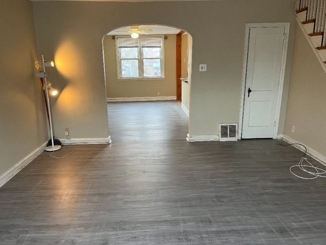 6332 Tabor Ave in Philadelphia, PA - Foto de edificio - Building Photo