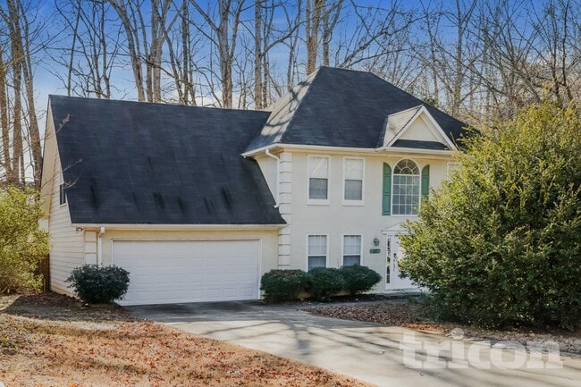 property at 407 Emerald Trce