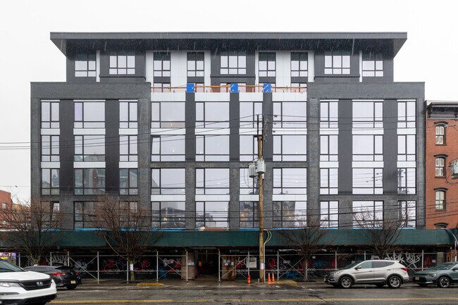 Columbus House in Jersey City, NJ - Building Photo - Building Photo