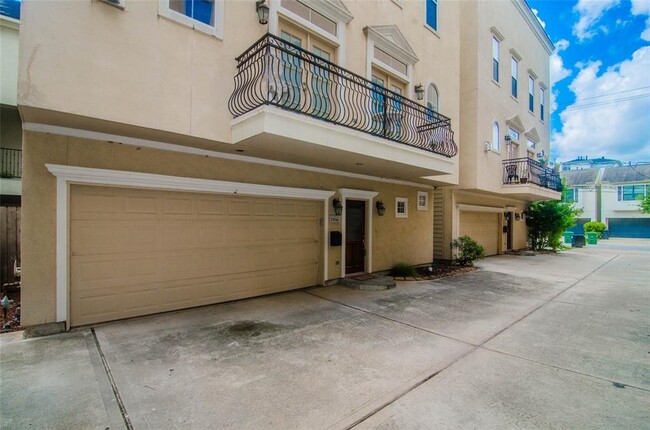 1504 Birdsall St in Houston, TX - Building Photo - Building Photo
