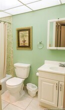 5413 SE Miles Grant Rd in Stuart, FL - Building Photo - Building Photo