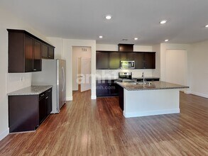 9289 Baylee Bay Court in Las Vegas, NV - Building Photo - Building Photo