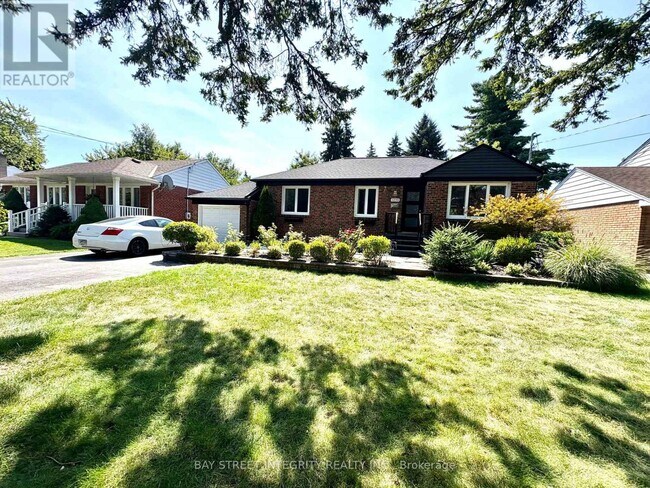 1270 Crossfield Bend in Mississauga, ON - Building Photo - Building Photo