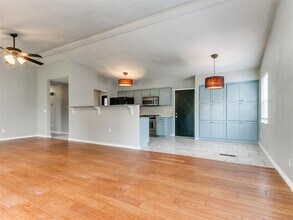 117 Sonora in Edmond, OK - Building Photo - Building Photo