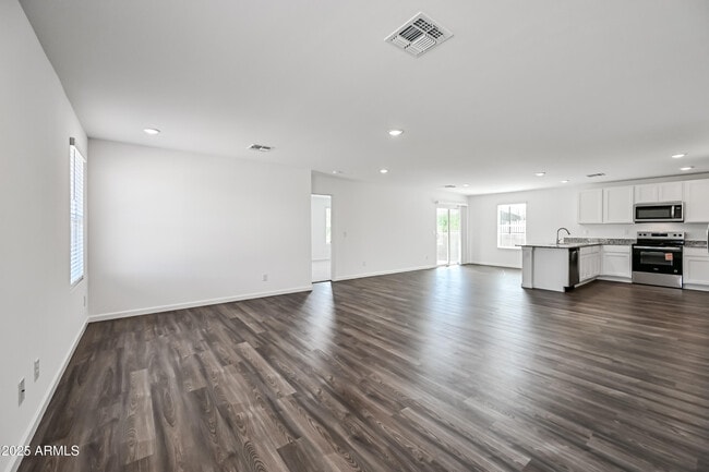 1845 Yance Dr in Wickenburg, AZ - Building Photo - Building Photo