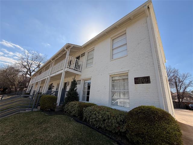 property at 4101 Douglas Ave