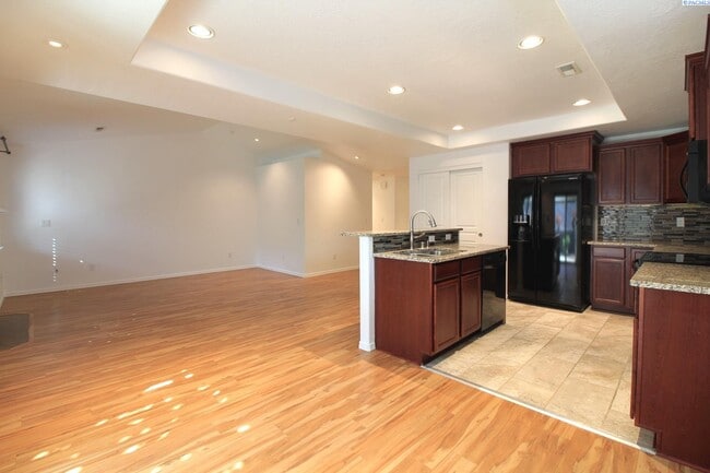 517 Jordan Ln in Richland, WA - Building Photo - Building Photo
