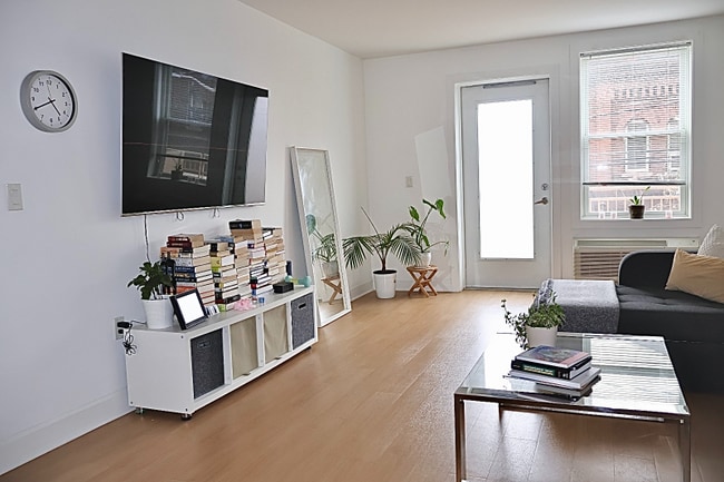 property at 123 44th St