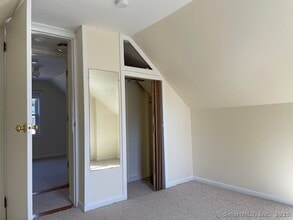 42 Whalley Ave in Milford, CT - Building Photo - Building Photo