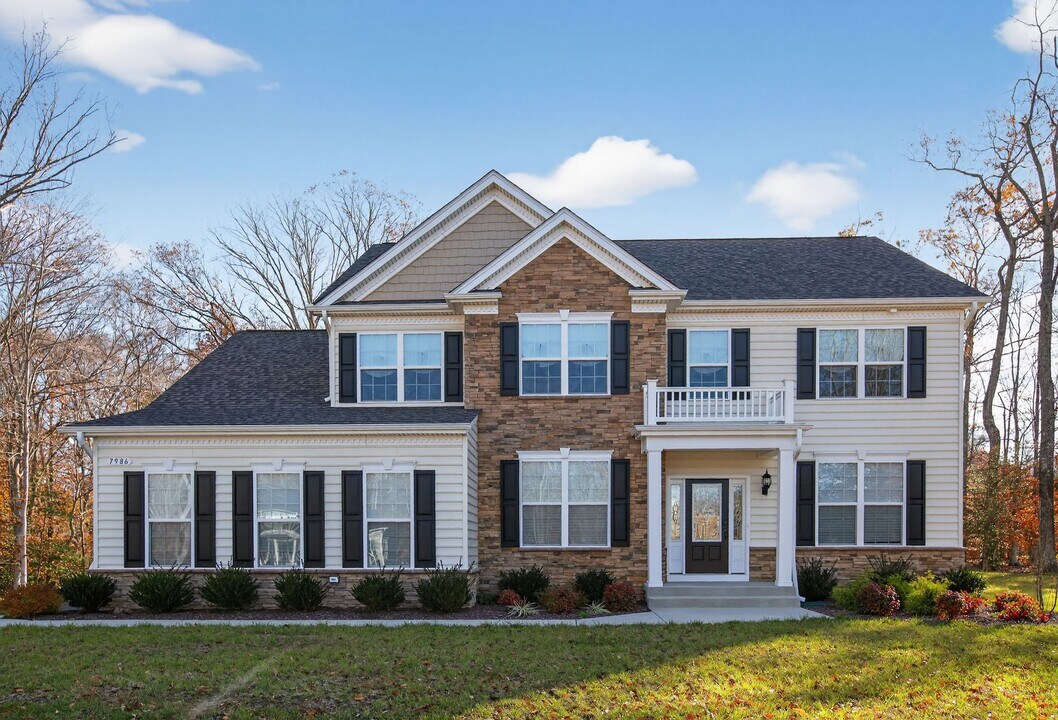 7986 Benjamin Stoddert Ct, Unit Room 1 – Large Furnished in La Plata, MD - Foto de edificio