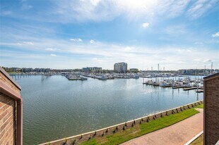 1801 Enterprise Ave in League City, TX - Building Photo