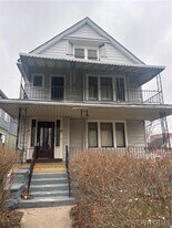 28 Lonsdale Rd in Buffalo, NY - Building Photo