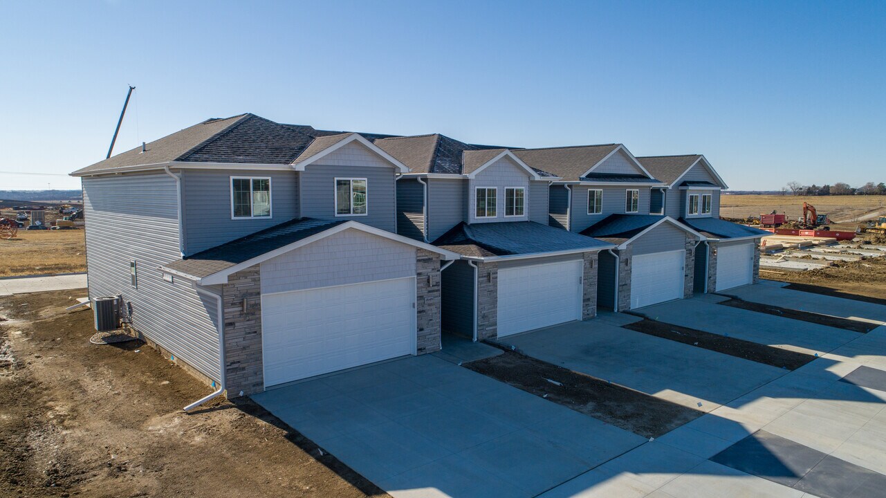 1624 NW 50th St in Lincoln, NE - Building Photo