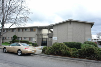 Cheri Lin Apartments in San Jose, CA - Building Photo - Building Photo