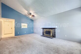 9727 E Peakview Ave in Englewood, CO - Building Photo - Building Photo