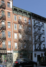 195 E 4th St in New York, NY - Foto de edificio - Building Photo