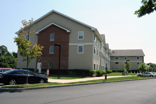 Stafford by the Bay in Manahawkin, NJ - Building Photo - Building Photo