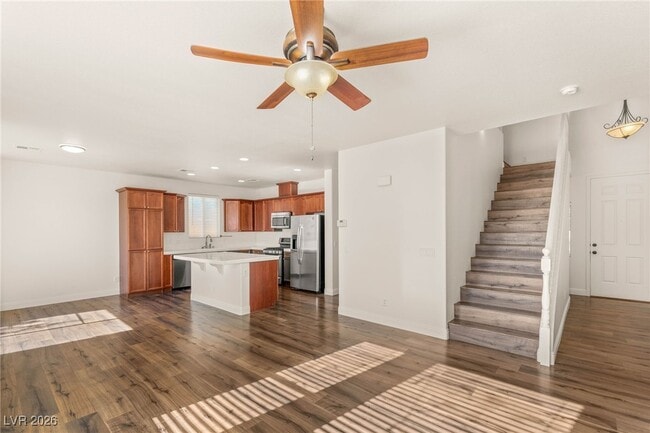 property at 6247 Sugartree Ave