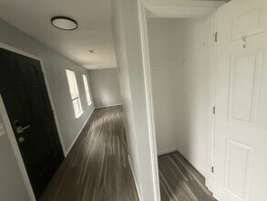 4826 Golfview Dr NE in Roanoke, VA - Building Photo - Building Photo