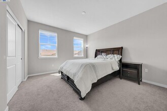 2859 Wylin Blvd in Lathrop, CA - Building Photo - Building Photo