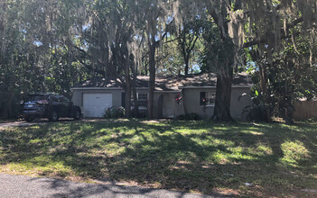 2307 E Osborne Ave in Tampa, FL - Building Photo - Building Photo