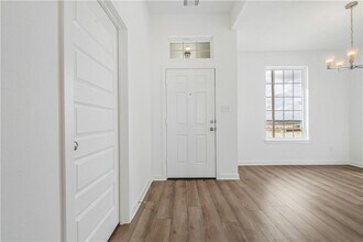 6101 Pocono Dr in College Station, TX - Foto de edificio - Building Photo