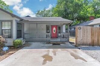 616 Bellevue Dr in Cleburne, TX - Building Photo - Building Photo