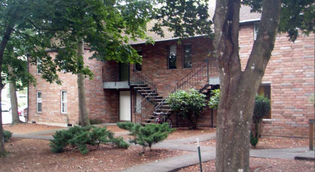 Brittany Arms Apartments in Portland, OR - Foto de edificio