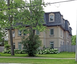 Anand Bhavan Seniors Home in Richmond Hill, ON - Building Photo