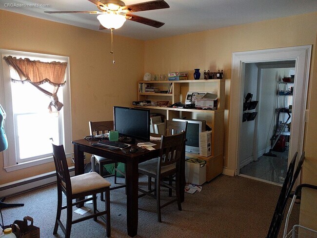 20 Thorpe St, Unit 2 in Somerville, MA - Building Photo - Building Photo