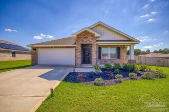 9336 Tara Cir in Milton, FL - Building Photo - Building Photo