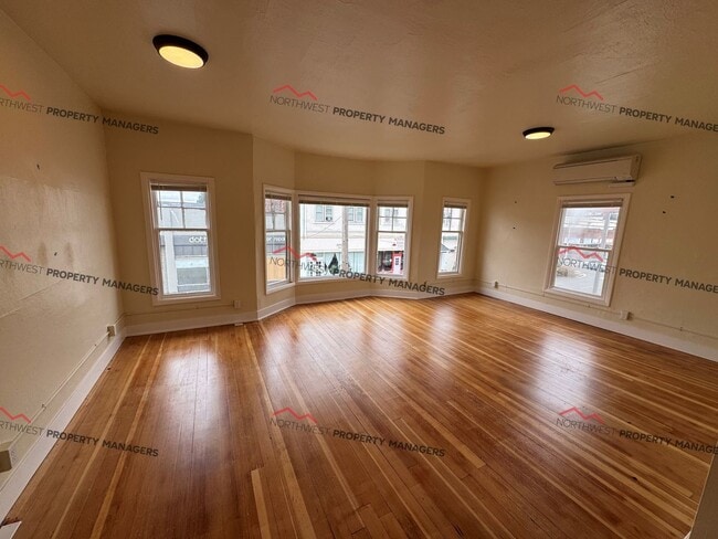 property at 242 NW Chehalis Ave